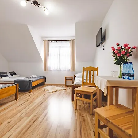 Goscinne Skwarek Nowa Biala